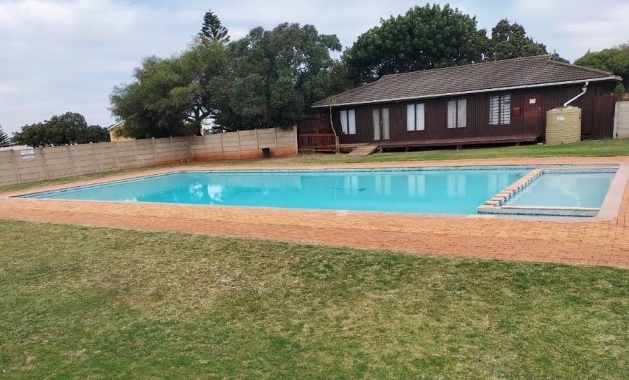 2 Bedroom Property for Sale in C Place Eastern Cape